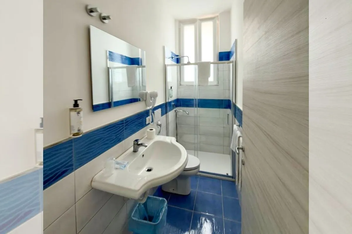 Av Club Terme Colella - bagno Camera Superior